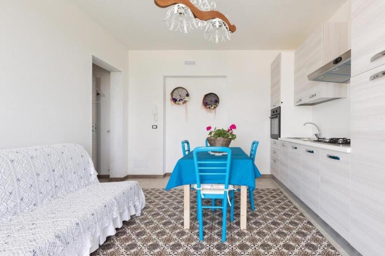 La Rustica Apartments Torre Squillace 外观 照片